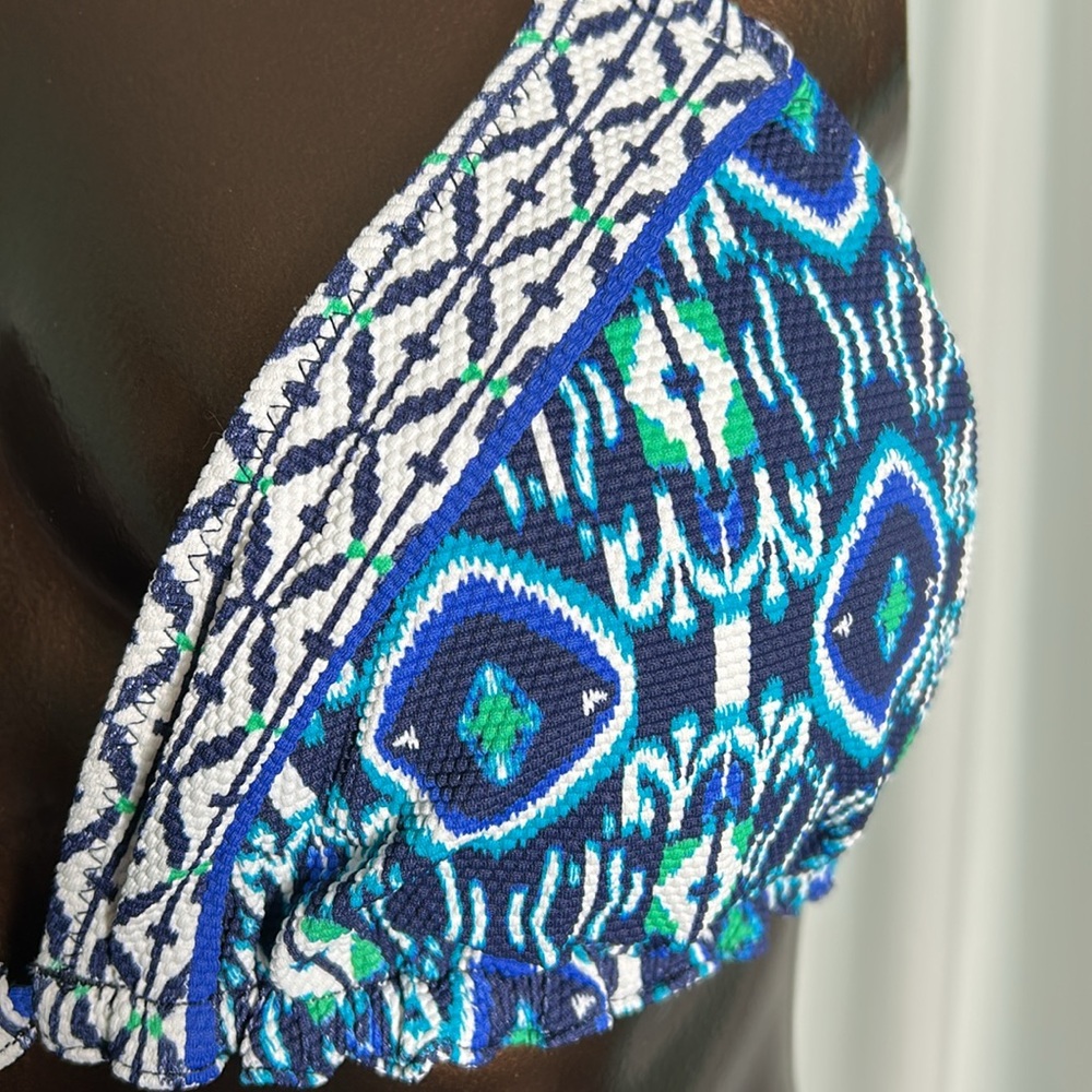 Tommy Bahama Island Cays Ikat reversible triangle Bikini Top - Medium - New - Picture 2 of 8